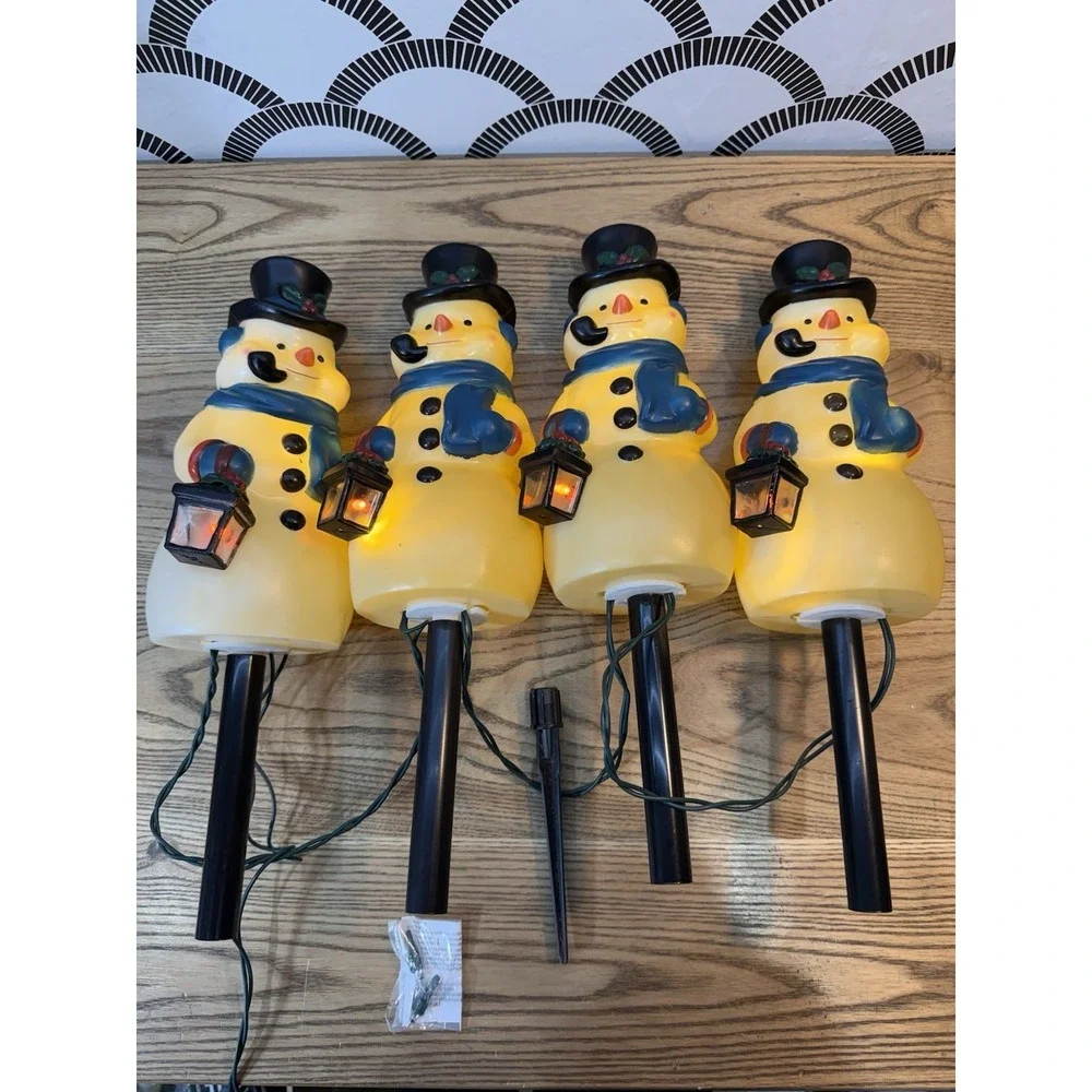 Vintage Blow Mold Snowman Pathway Lights Yard Stakes 4 Snowmen